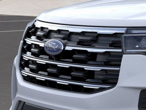 New 2026 Ford Explorer Active image 17