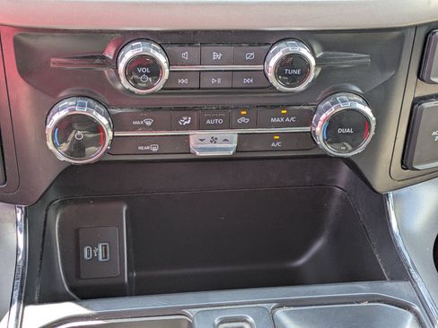 Used 2024 Ford F150 XLT w/ Mobile Office Package image 23