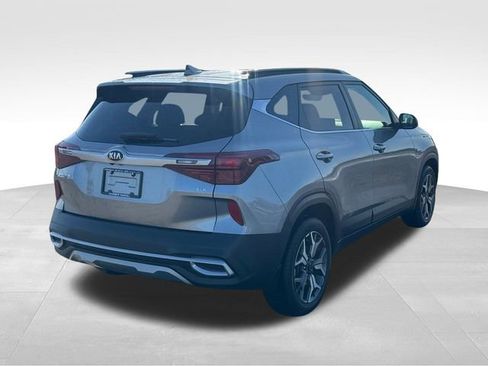 Used 2021 Kia Seltos EX image 5
