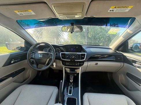Used 2017 Honda Accord LX image 15