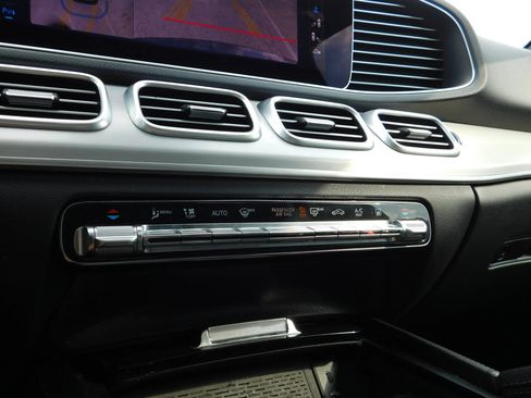 Used 2024 Mercedes-Benz GLE 450e 4MATIC image 22