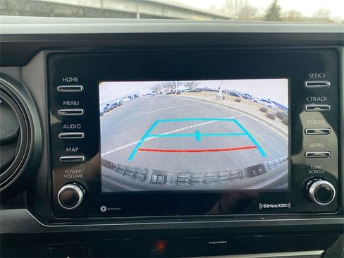 Used 2020 Toyota Tacoma SR w/ SR Convenience Package image 17