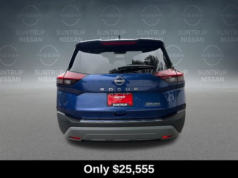 Used 2023 Nissan Rogue SV w/ SV Premium B Package AWD/4WD image 4