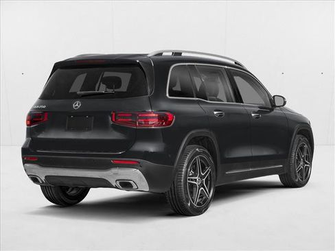 New 2026 Mercedes-Benz GLB 250 image 2