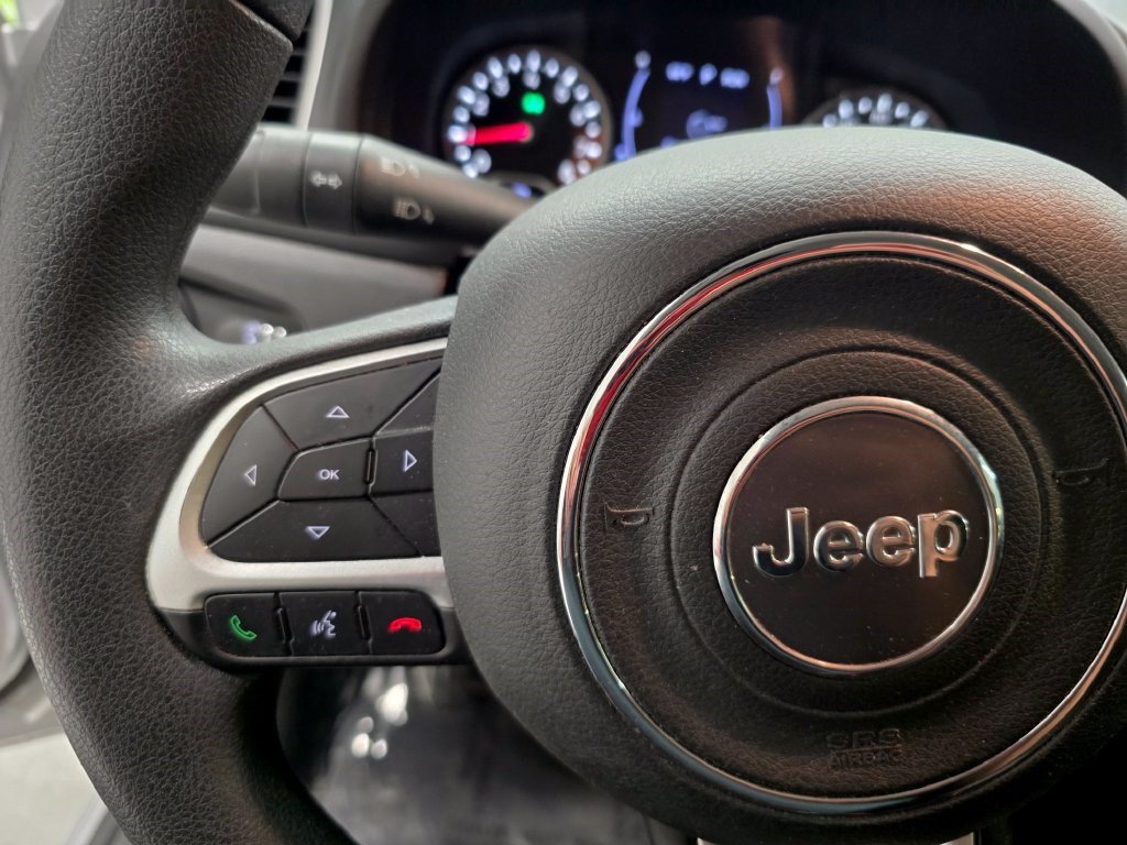 Used 2020 Jeep Renegade Sport w/ Sport Appearance Group FWD image 17