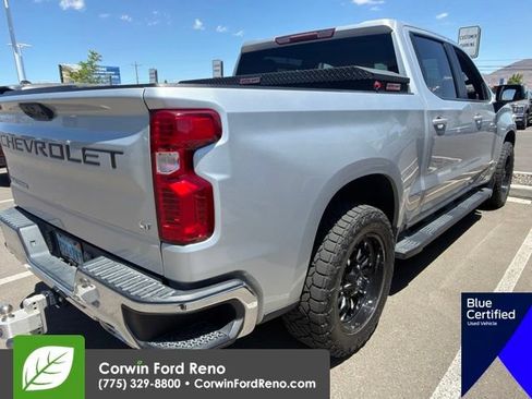 Used 2022 Chevrolet Silverado 1500 LT AWD/4WD image 10