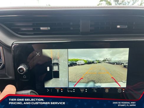 Used 2025 GMC Sierra 2500 AT4 w/ AT4 Premium Plus Package AWD/4WD image 26