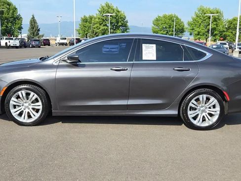 Used 2015 Chrysler 200 Limited w/ Spring Special Group FWD image 5