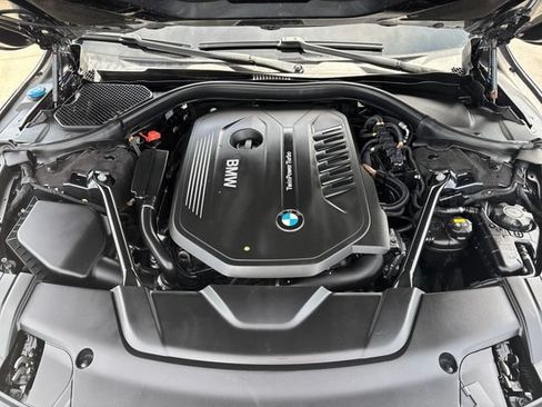 Used 2016 BMW 740i w/ Executive Package 2 RWD image 24