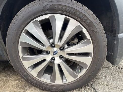Used 2021 Subaru Ascent Limited w/ Technology Package AWD/4WD image 19