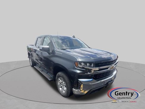 Used 2021 Chevrolet Silverado 1500 LT AWD/4WD image 5
