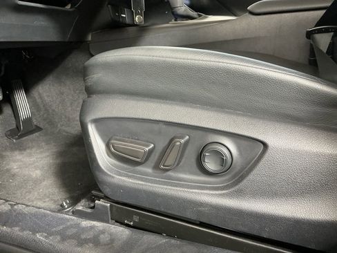 Used 2022 Toyota Camry SE image 21