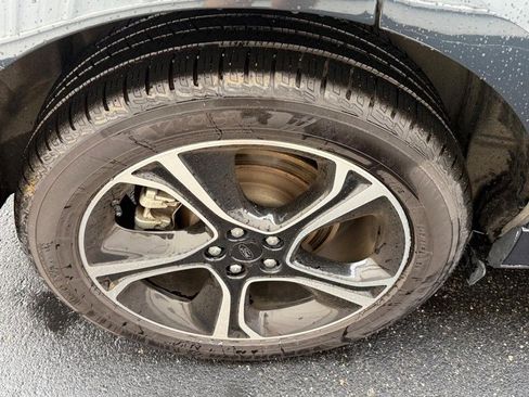 Certified 2022 Ford Edge ST w/ Equipment Group 401A image 7