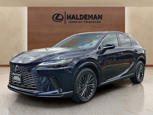 Used 2025 Lexus RX 350 Premium image 3