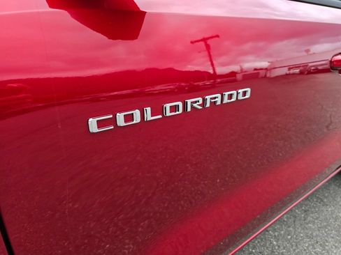 Used 2026 Chevrolet Colorado Z71 w/ Technology Package AWD/4WD image 10