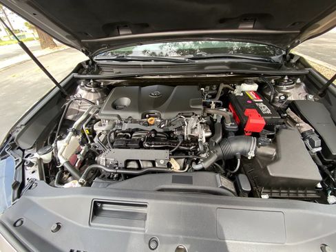 Used 2020 Toyota Camry LE w/ Carpet Mat Package FWD image 12