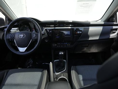 Used 2014 Toyota Corolla S FWD image 34