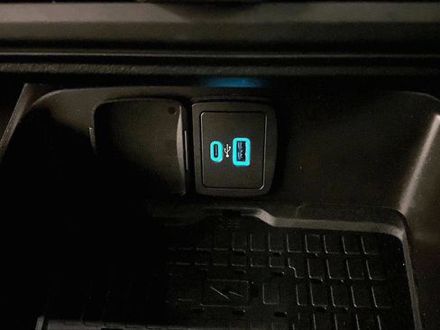 Certified 2024 Ford Bronco Wildtrak image 31