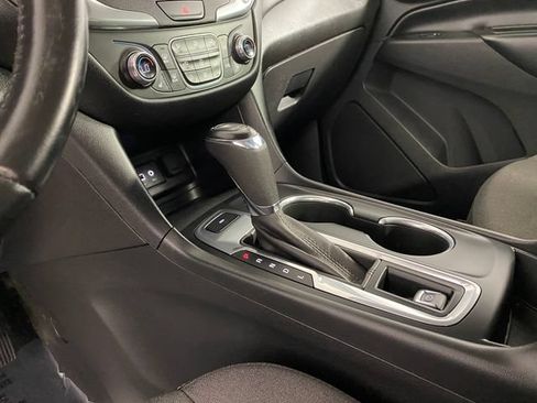 Certified 2020 Chevrolet Equinox LT AWD/4WD image 24