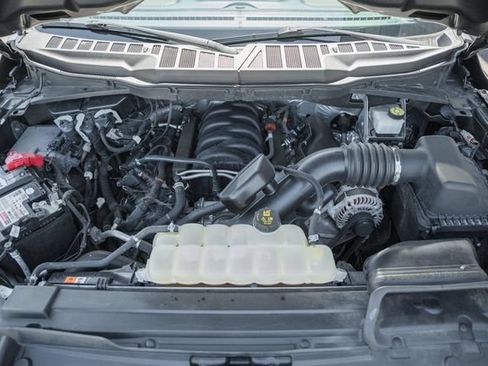Used 2022 Ford F150 Lariat w/ Equipment Group 502A High AWD/4WD image 28