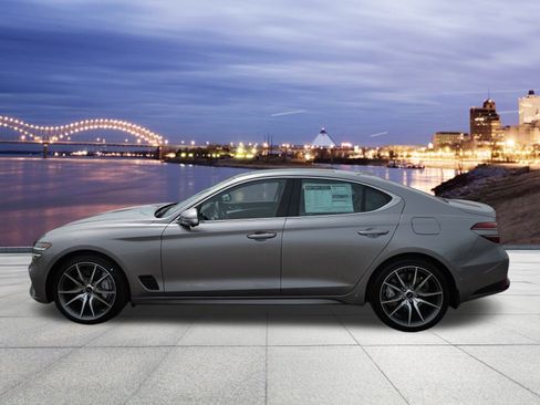 New 2026 Genesis G70 2.5T Prestige image 2