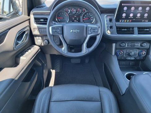 Used 2021 Chevrolet Suburban Z71 AWD/4WD image 31