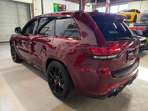Used 2021 Jeep Grand Cherokee Trackhawk w/ Trailer Tow Group IV AWD/4WD image 9