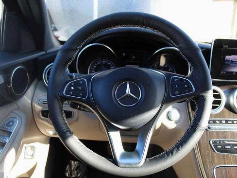Used 2018 Mercedes-Benz C 300 Sedan image 15