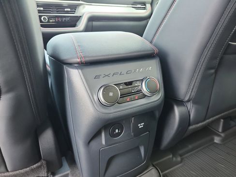 Certified 2026 Ford Explorer ST w/ Sun And Sound Package AWD/4WD image 19