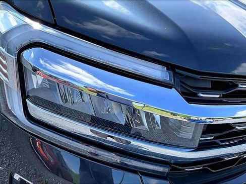Used 2024 Ford Expedition Limited AWD/4WD image 31
