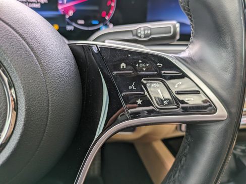 Used 2024 Mercedes-Benz GLS 580 4MATIC image 24