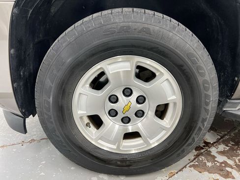 Used 2013 Chevrolet Tahoe LS w/ Convenience Package RWD image 26