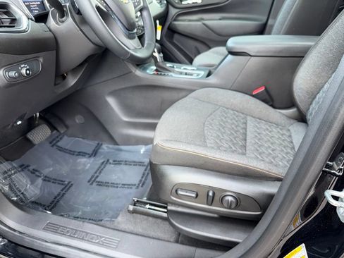 Used 2023 Chevrolet Equinox LT FWD image 20