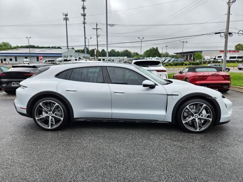 Used 2023 Porsche Taycan 4S image 6