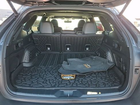 Used 2025 Subaru Outback Wilderness image 28