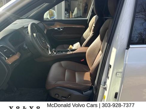 Certified 2024 Volvo XC90 T8 Plus w/ Protection Package Premier AWD/4WD image 5