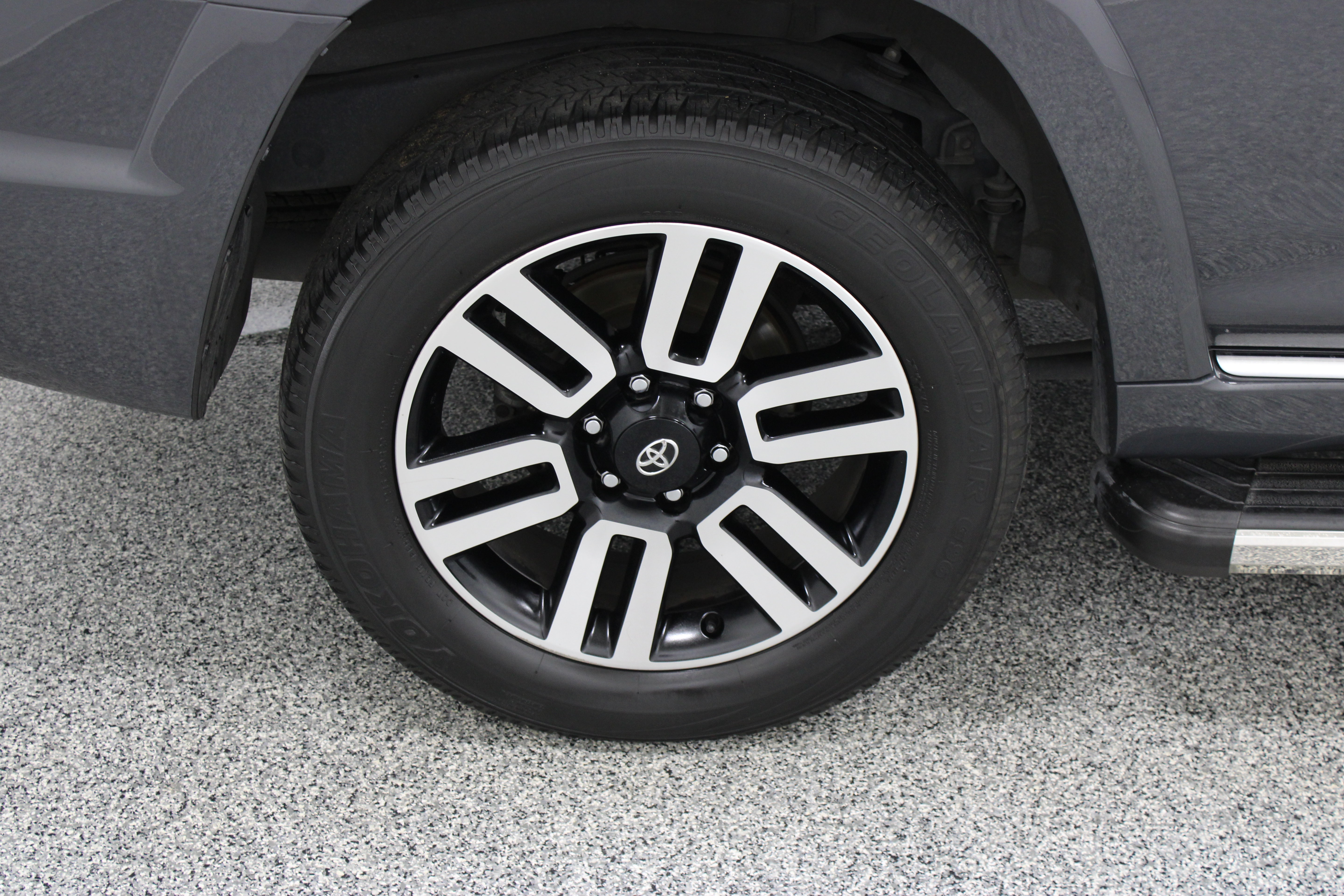 Used 2024 Toyota 4Runner Limited AWD/4WD image 6