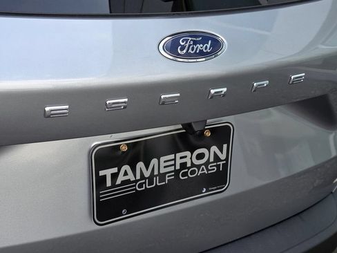 Used 2024 Ford Escape Active w/ Cold Weather Package FWD image 32