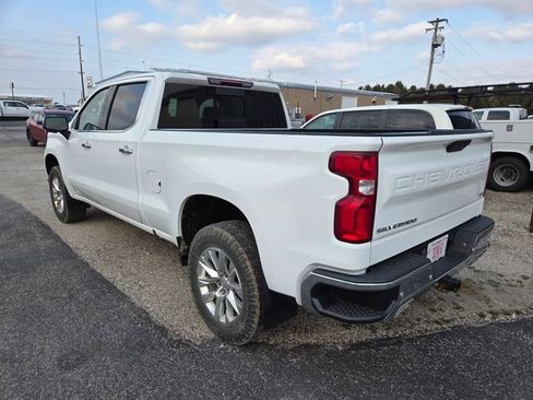 Used 2020 Chevrolet Silverado 1500 LTZ AWD/4WD image 4