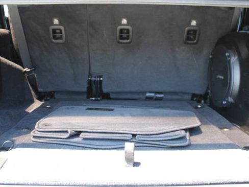 Used 2022 Jeep Wrangler Unlimited Rubicon AWD/4WD image 43