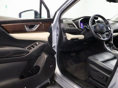 Used 2022 Subaru Ascent Touring image 11