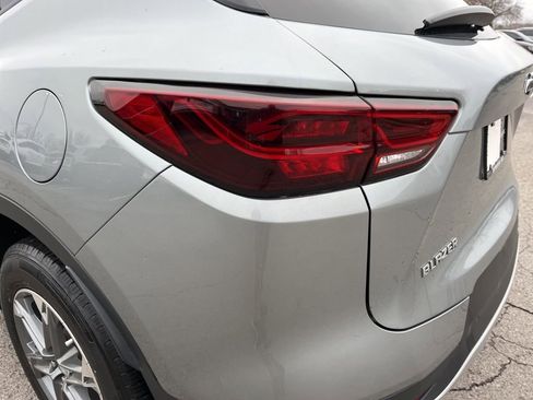 Used 2023 Chevrolet Blazer LT w/ Driver Confidence Package image 12