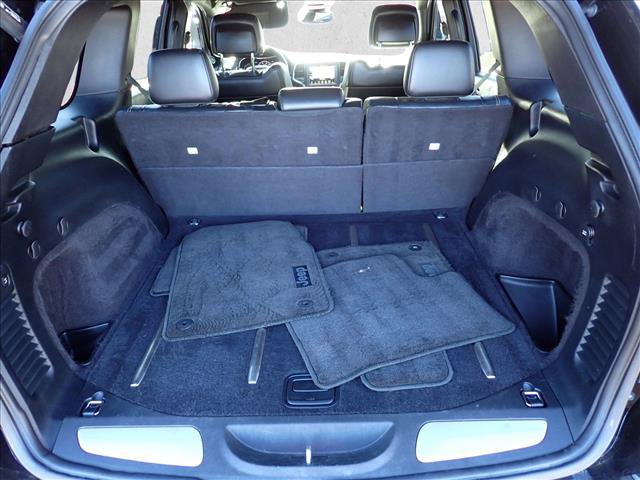Used 2017 Jeep Grand Cherokee Limited w/ Trailer Tow Group IV AWD/4WD image 8