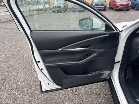 Certified 2025 MAZDA CX-30 AWD 2.5 S w/ Preferred Package image 13