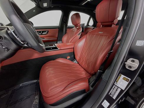 Used 2025 Mercedes-Benz S 63 AMG S image 5