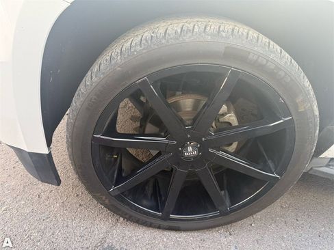 Used 2016 Chevrolet Tahoe LS image 6