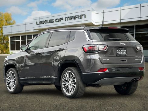 Used 2022 Jeep Compass Limited w/ Elite Group image 3