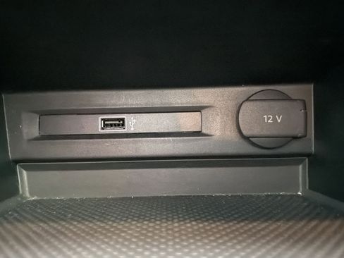 Used 2019 Volkswagen Tiguan S w/ Driver Assistance Package image 29