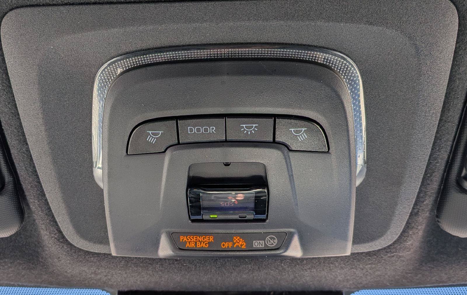 Used 2025 Toyota Corolla SE FWD image 18