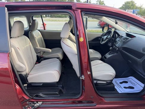 Used 2012 MAZDA MAZDA5 Grand Touring FWD image 11